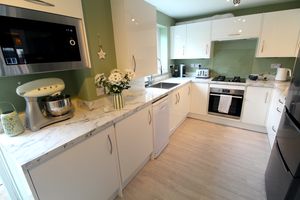 Kitchen/Diner- click for photo gallery